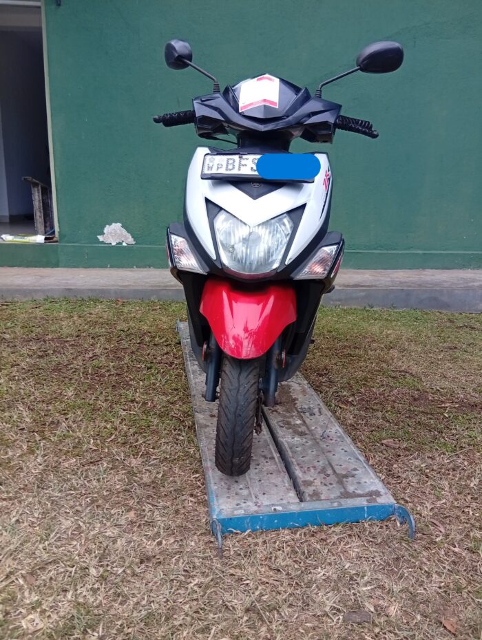 YAMAHA RAYZR
